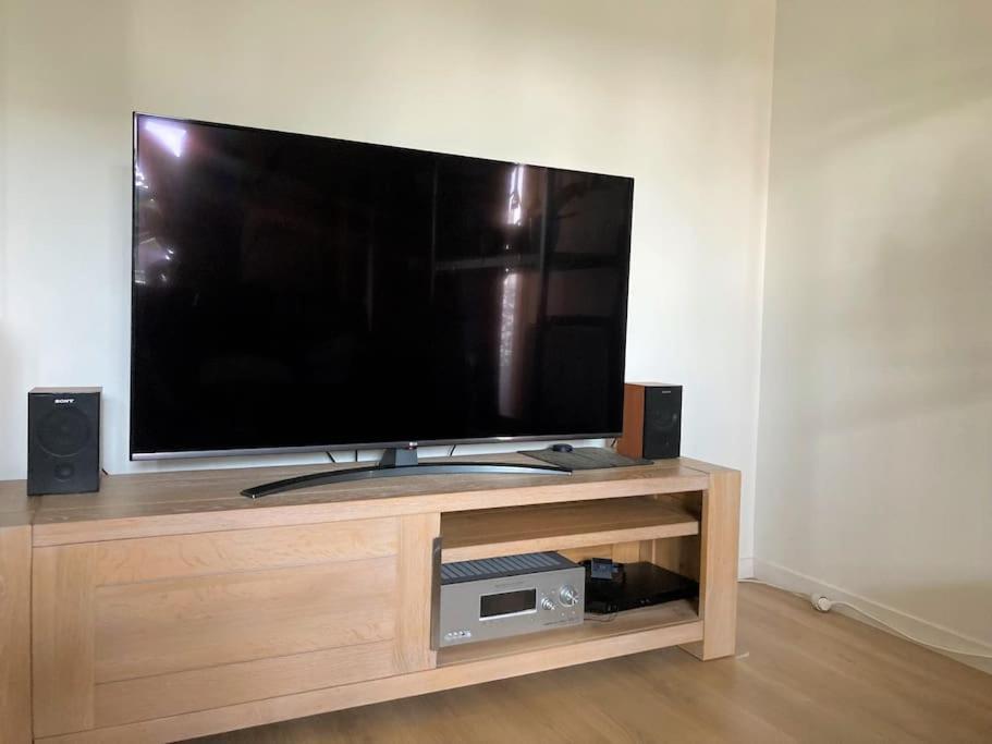 Appartement 87 M2 - 3 Chambres - 6 Personnes - Proche Paris - Parking Gratuit Asnieres-sur-Seine Ngoại thất bức ảnh